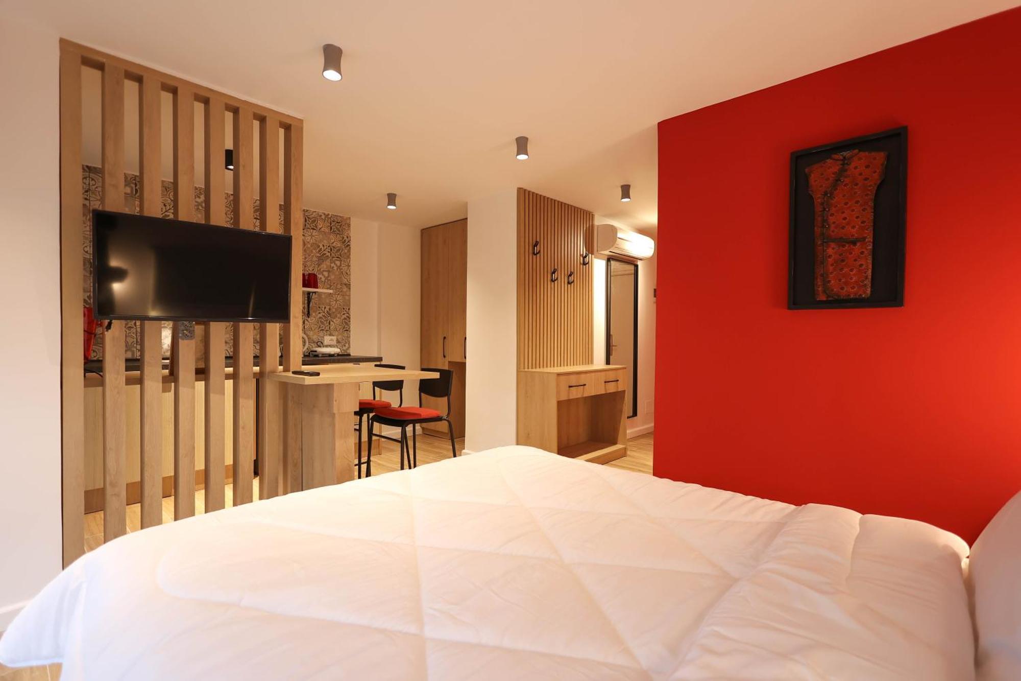 Grandstay Studios Драч Екстериор снимка