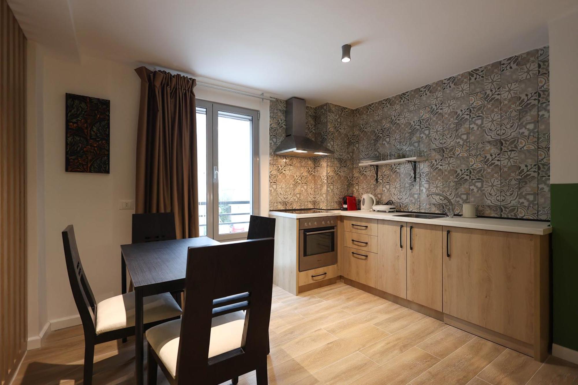 Grandstay Studios Драч Екстериор снимка
